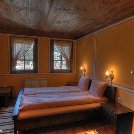 Gozbarov'S Guest House Kopriwsztica Zewnętrze zdjęcie